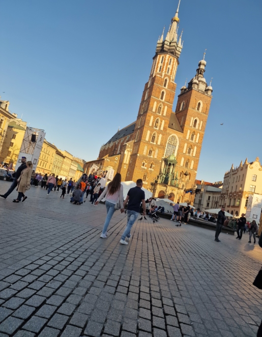 Bazilika Marijinega vnebovzetja v Krakovu