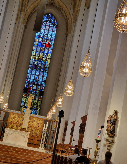 Notranjost Katedrale naše ljubljene Gospe ali Frauenkirche